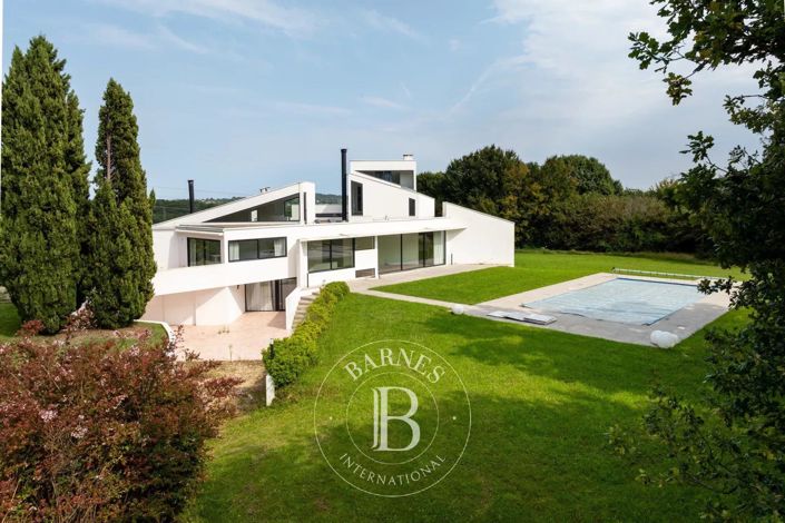 Image No.5-4 Bed House for sale