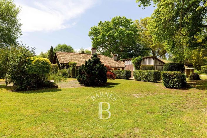 Image No.17-2 Bed House for sale