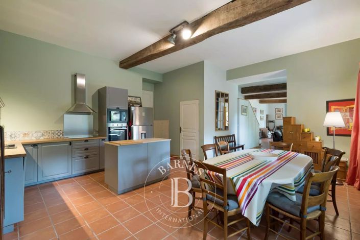 Image No.27-10 Bed House for sale