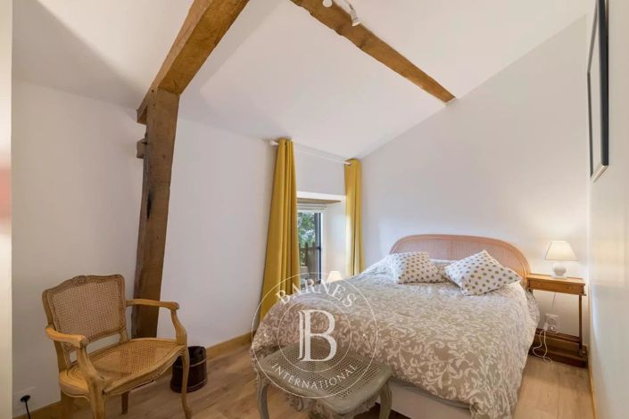 Image No.29-10 Bed House for sale