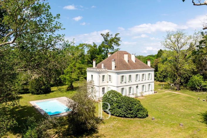 Image No.1-6 Bed House for sale