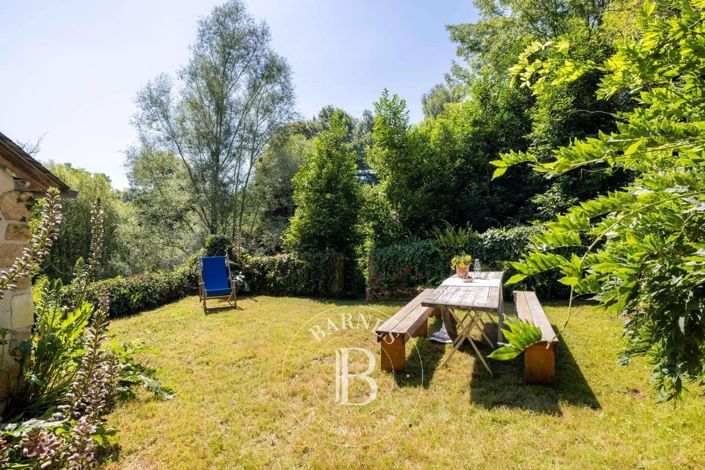 Image No.13-8 Bed House for sale