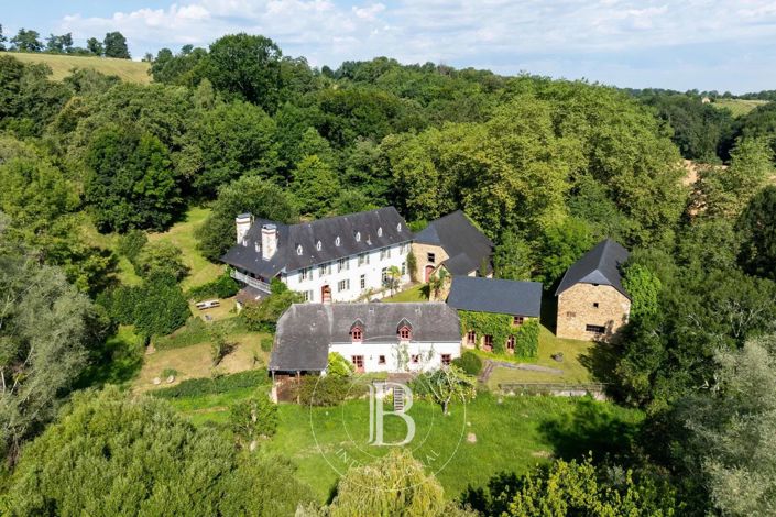 Image No.26-8 Bed House for sale