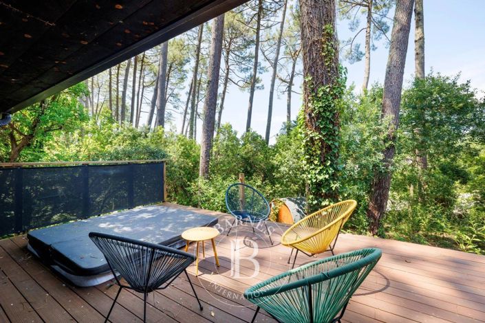 Image No.32-7 Bed House for sale