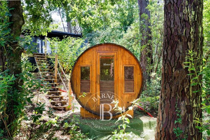 Image No.33-7 Bed House for sale