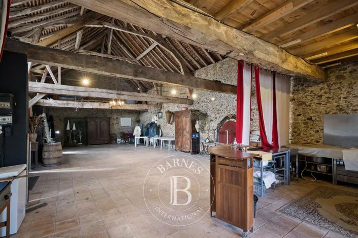 Image No.26-8 Bed House for sale