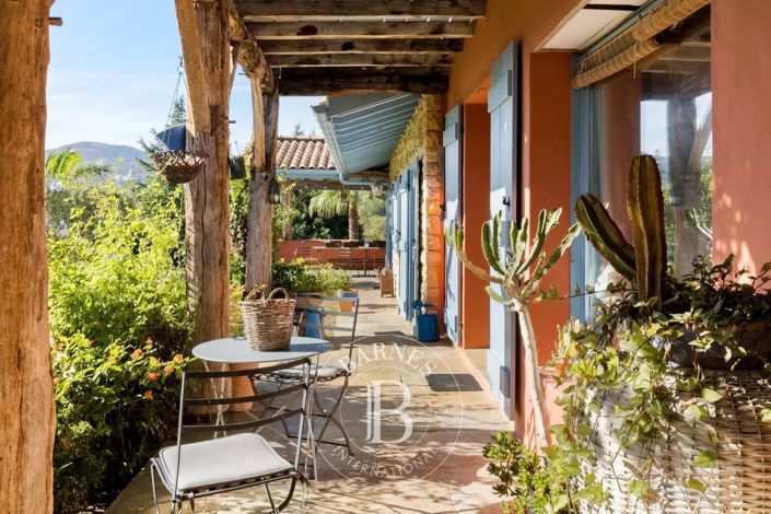 Image No.21-4 Bed House for sale