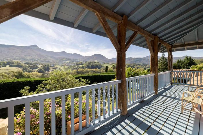 Image No.24-4 Bed House for sale