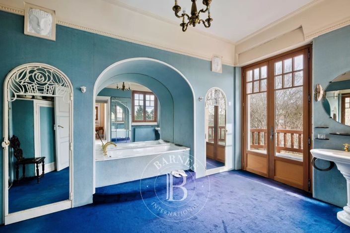 Image No.19-House for sale