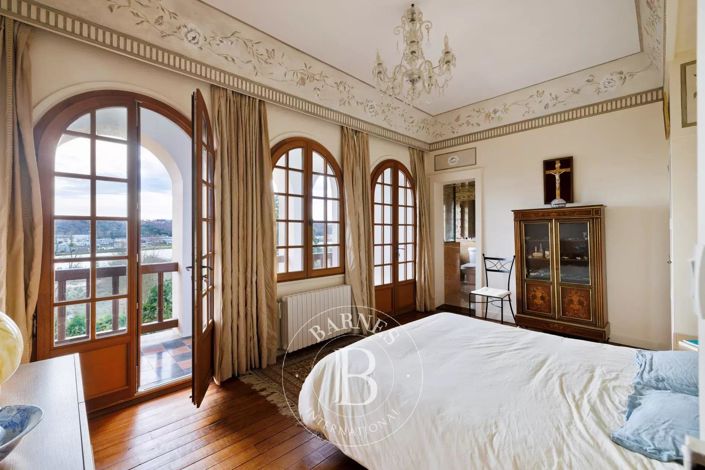 Image No.21-House for sale