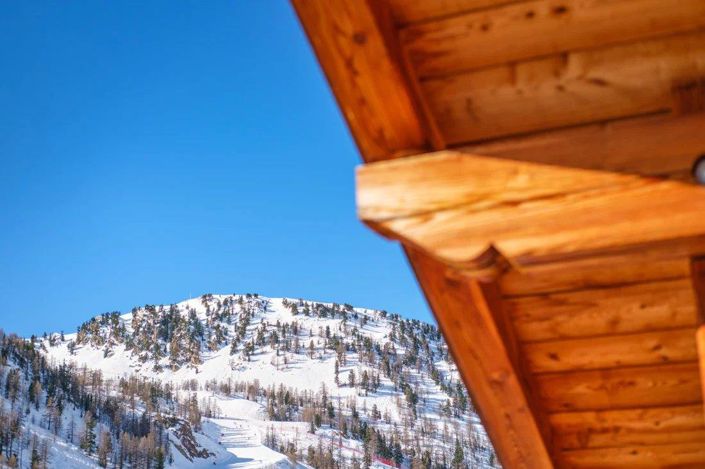 Image No.18-3 Bed House for sale