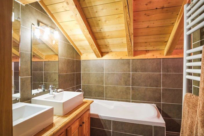 Image No.30-3 Bed House for sale