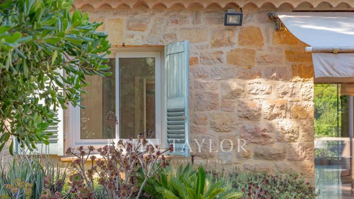 Image No.11-5 Bed House for sale