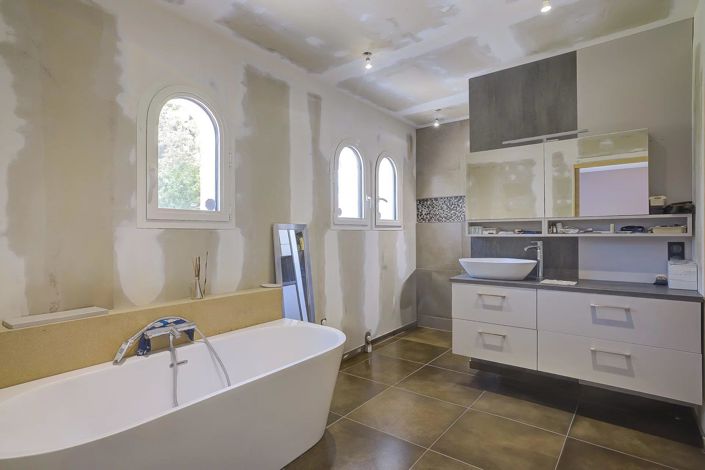 Image No.13-3 Bed House for sale