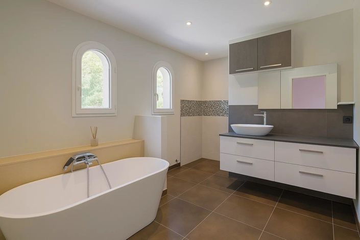 Image No.14-3 Bed House for sale