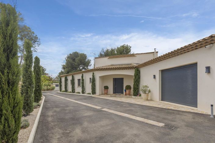 Image No.17-3 Bed House for sale