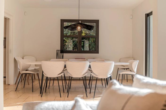 Image No.9-6 Bed House for sale