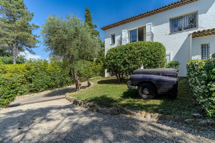 Image No.19-5 Bed House for sale