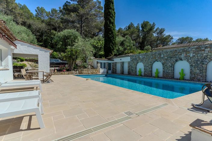 Image No.22-5 Bed House for sale