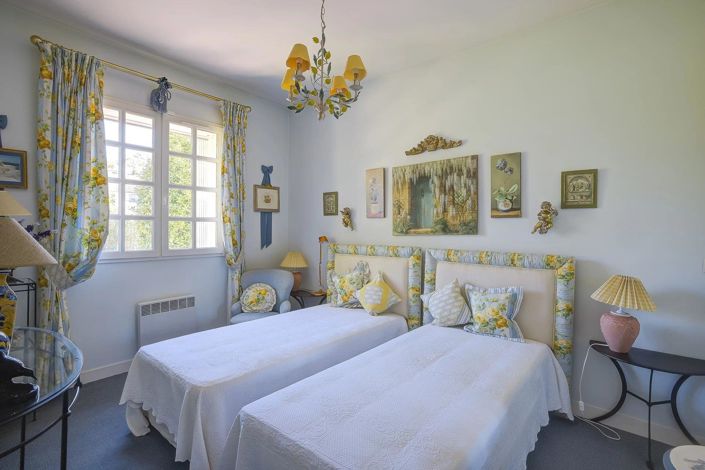 Image No.13-4 Bed House for sale