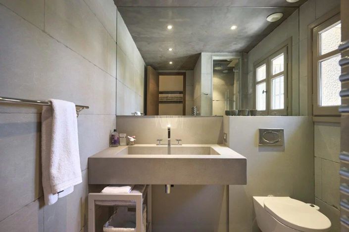 Image No.29-6 Bed House for sale