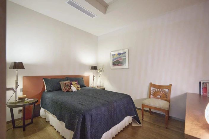 Image No.32-6 Bed House for sale