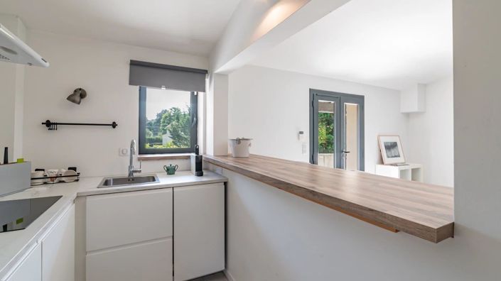 Image No.31-6 Bed House for sale