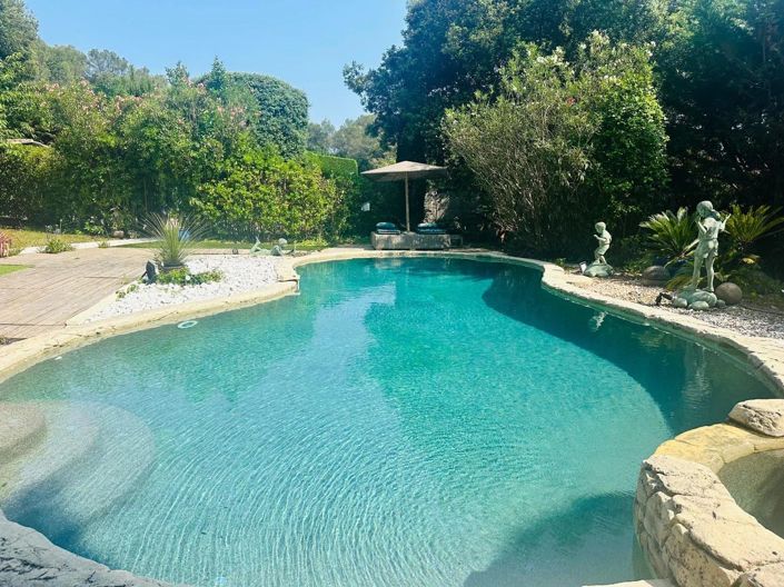 Image No.2-Maison à vendre à Roquefort-les-Pins