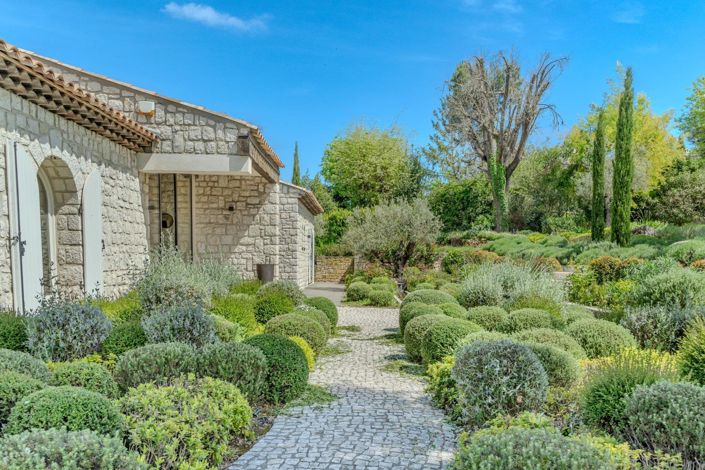 Image No.6-4 Bed House for sale