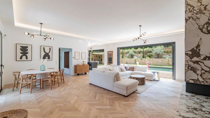 Image No.11-4 Bed House for sale