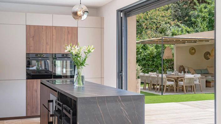 Image No.14-4 Bed House for sale