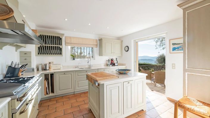 Image No.5-Maison de 4 chambres à vendre à Cabris