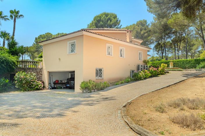 Image No.20-4 Bed House for sale