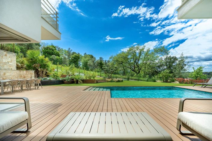 Image No.21-6 Bed House for sale