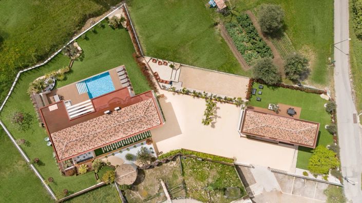 Image No.27-6 Bed House for sale