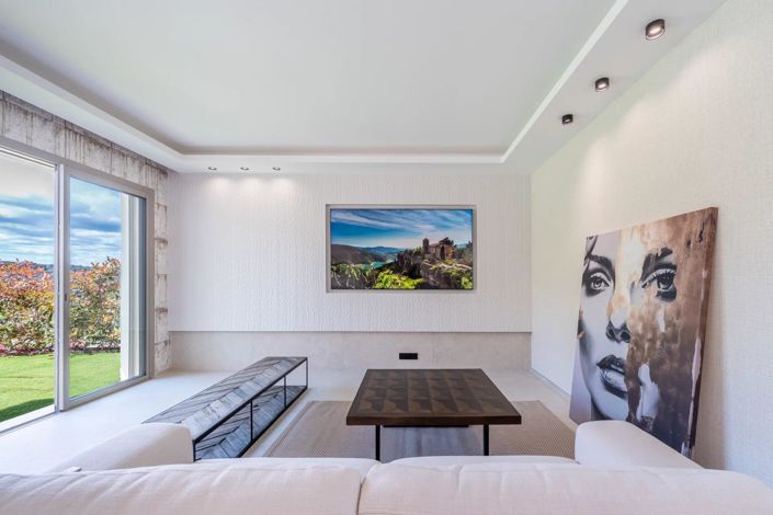 Image No.28-6 Bed House for sale