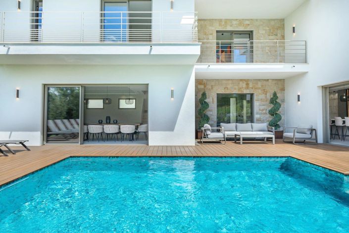 Image No.29-6 Bed House for sale