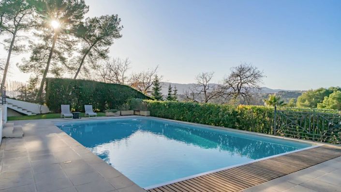 Image No.7-6 Bed House for sale