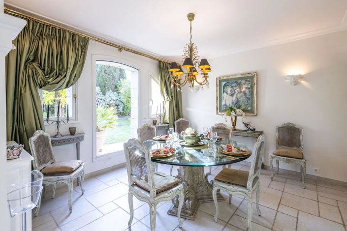 Image No.12-3 Bed House for sale