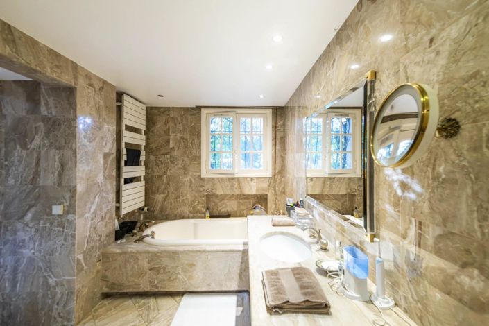 Image No.16-3 Bed House for sale