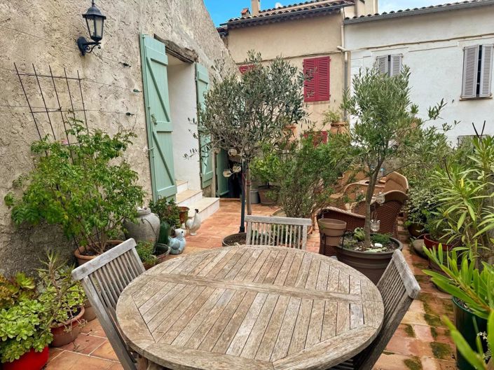 Image No.5-5 Bed House for sale