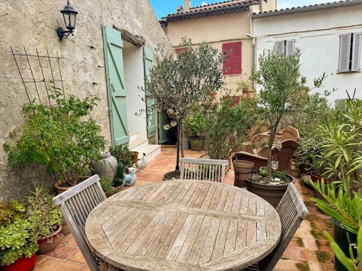 Image No.6-5 Bed House for sale