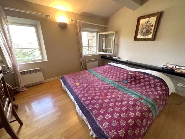 Image No.10-7 Bed House for sale