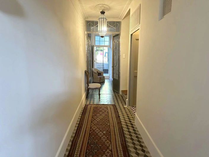 Image No.6-7 Bed House for sale