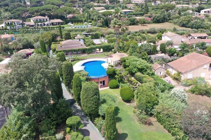 Image No.3-5 Bed House for sale