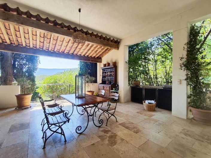 Image No.18-5 Bed House for sale