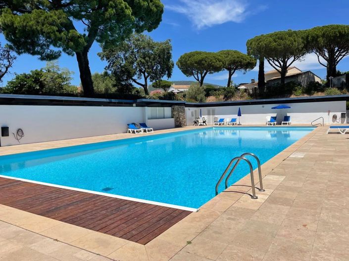 Image No.11-3 Bed House for sale