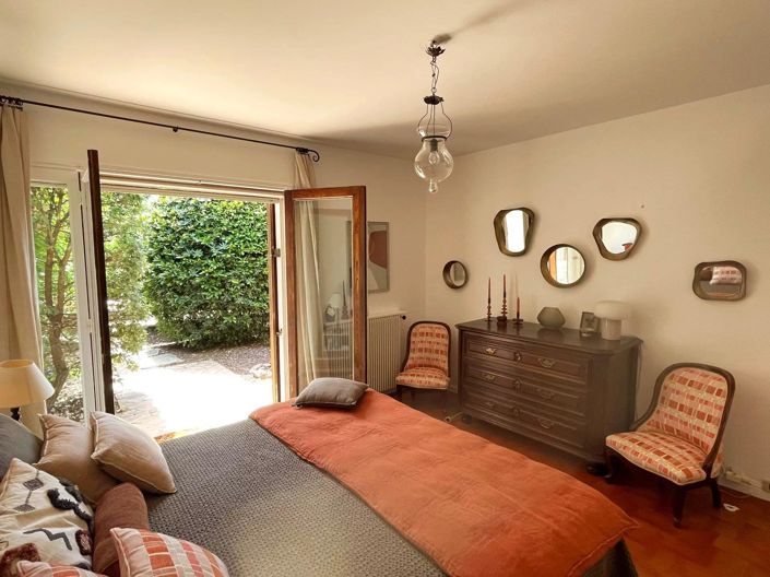 Image No.9-3 Bed House for sale