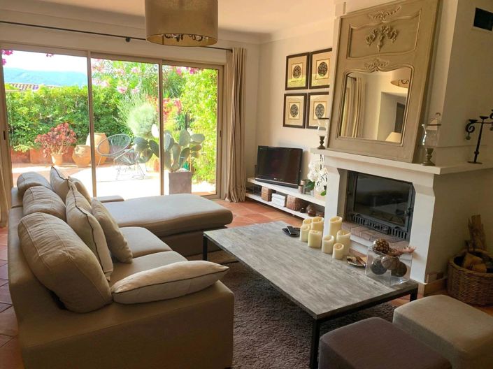 Image No.6-3 Bed House for sale