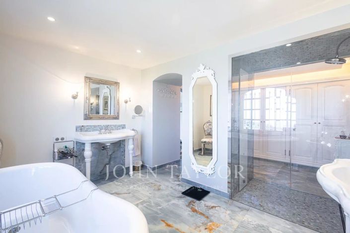 Image No.12-Maison de 10 chambres à vendre à La Colle-sur-Loup